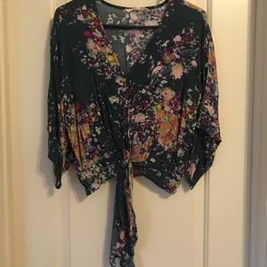 Love stitch floral top